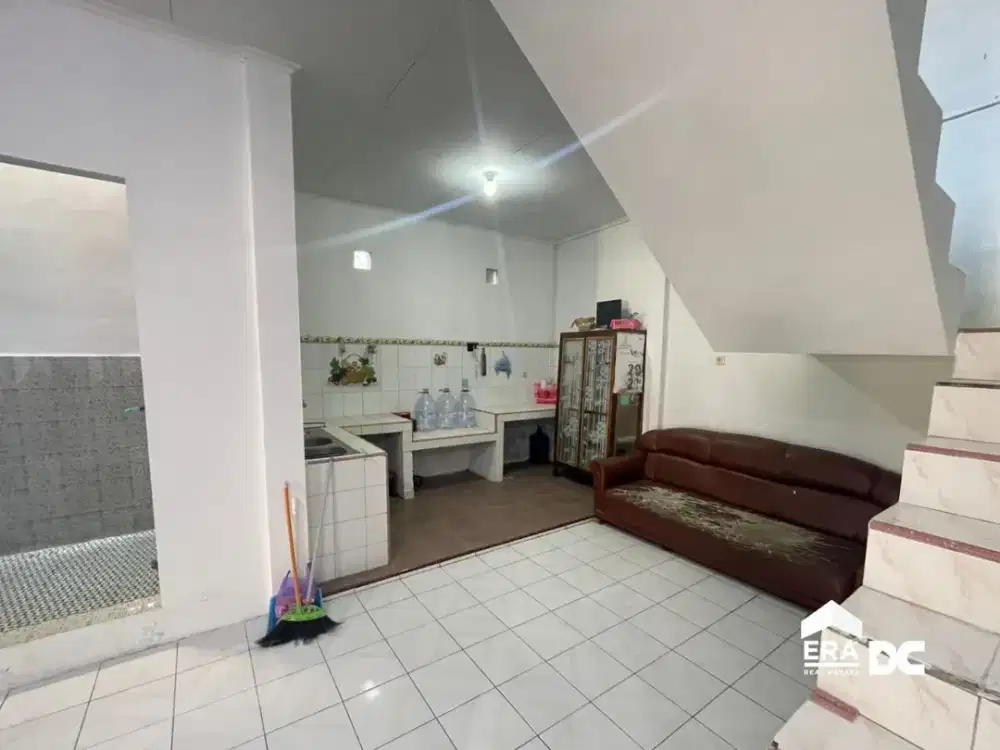 JUAL Rumah Luas Harga Murah Dekat Pusat Bisnis Tlogo Nirmala Semarang