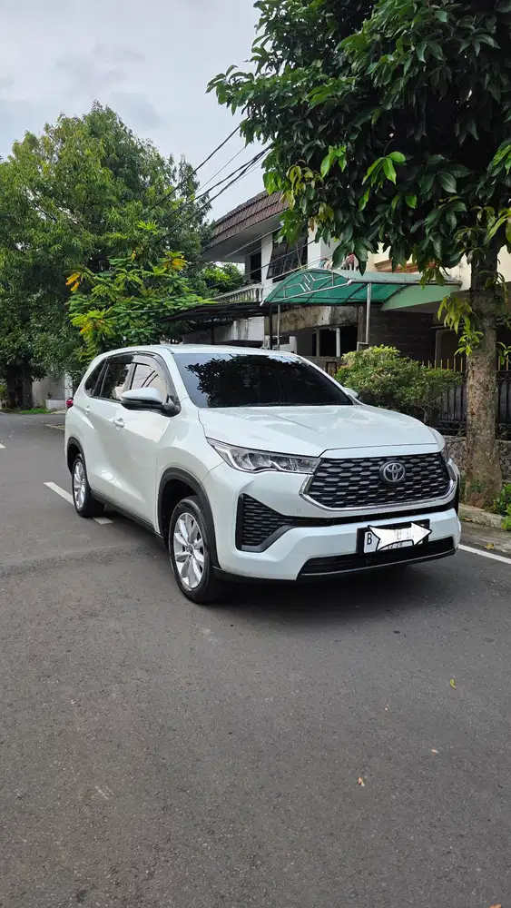 Toyota Kijang Innova 2023 Bensin