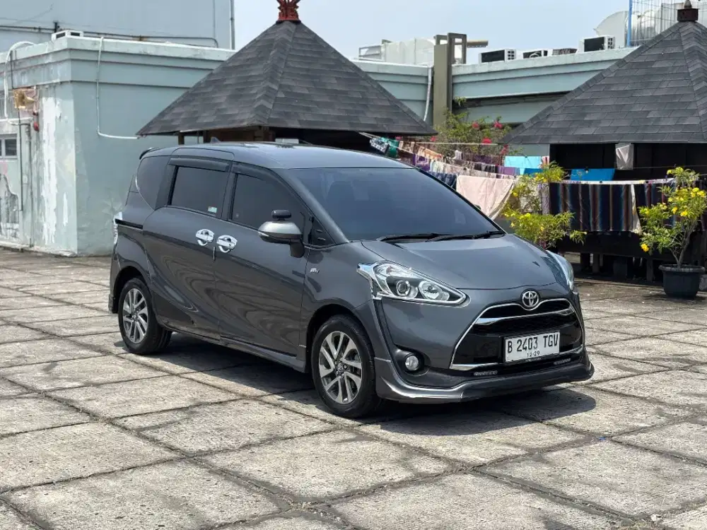 [Upgrade ke Q] Toyota Sienta V 2017 AT