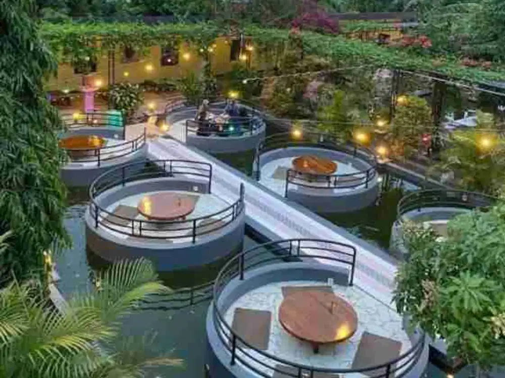 TANAH BONUS BANGUNAN RESTO BERJALAN DI DAERAH GENDINGAN WIDODAREN NGAWI JATIM