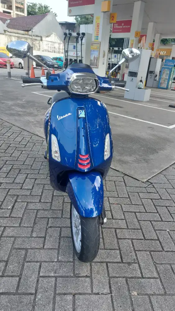 Jual cepat tapi santai Vespa Sprint S 2020