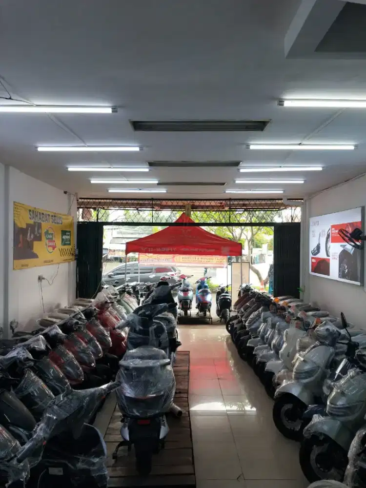 Loker toko sepeda listrik dan motor listrik