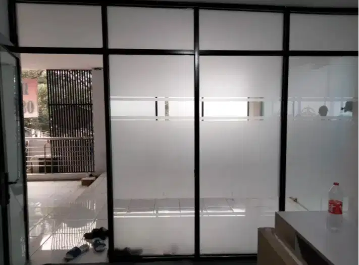 Aneka Sticker Sunblast dan Kaca Film Gedung dan Perkantoran