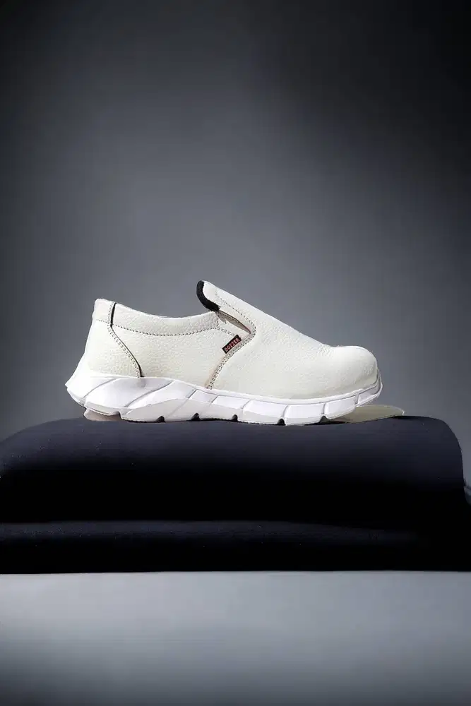 Inovatif Sepatu safety grosir Batam