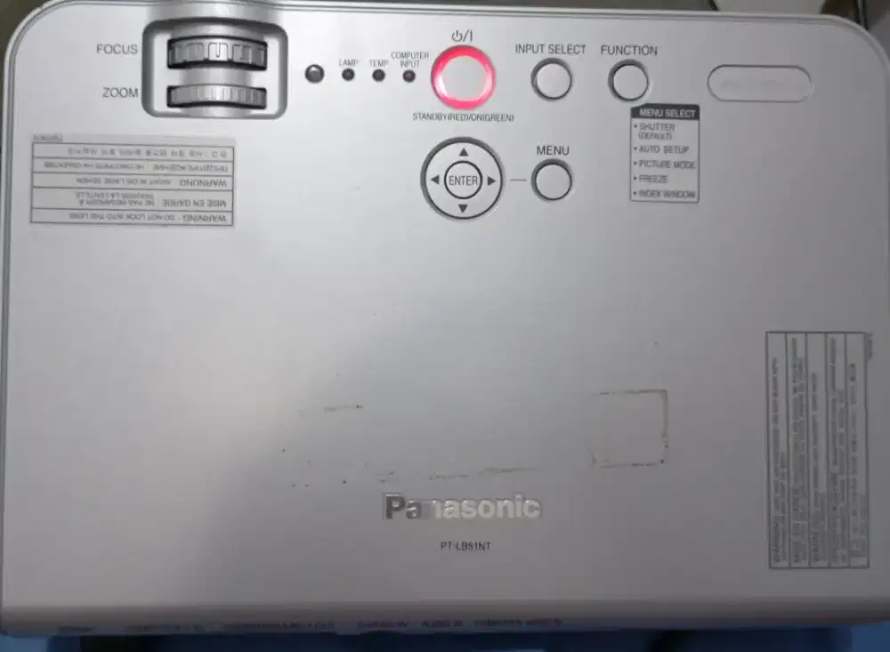 Proyektor panasonic PT-LB51NTEA