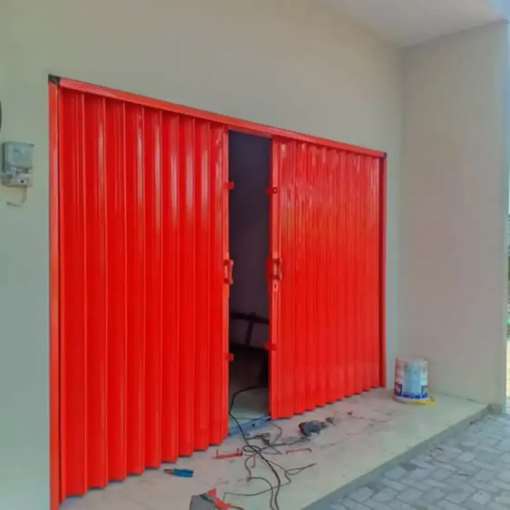 Rolling door dan folding gate plafon pvc