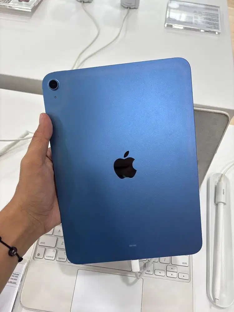 IPad A16 128gb wifi + cellular