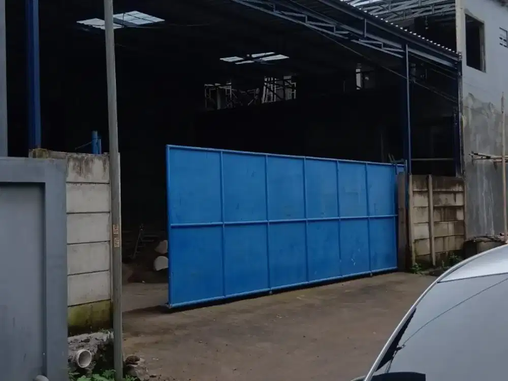 Disewakan Gudang Kavling DPR  Gudang strategis dengan akses mudah, cocok untuk penyimpanan maupun operasional usaha