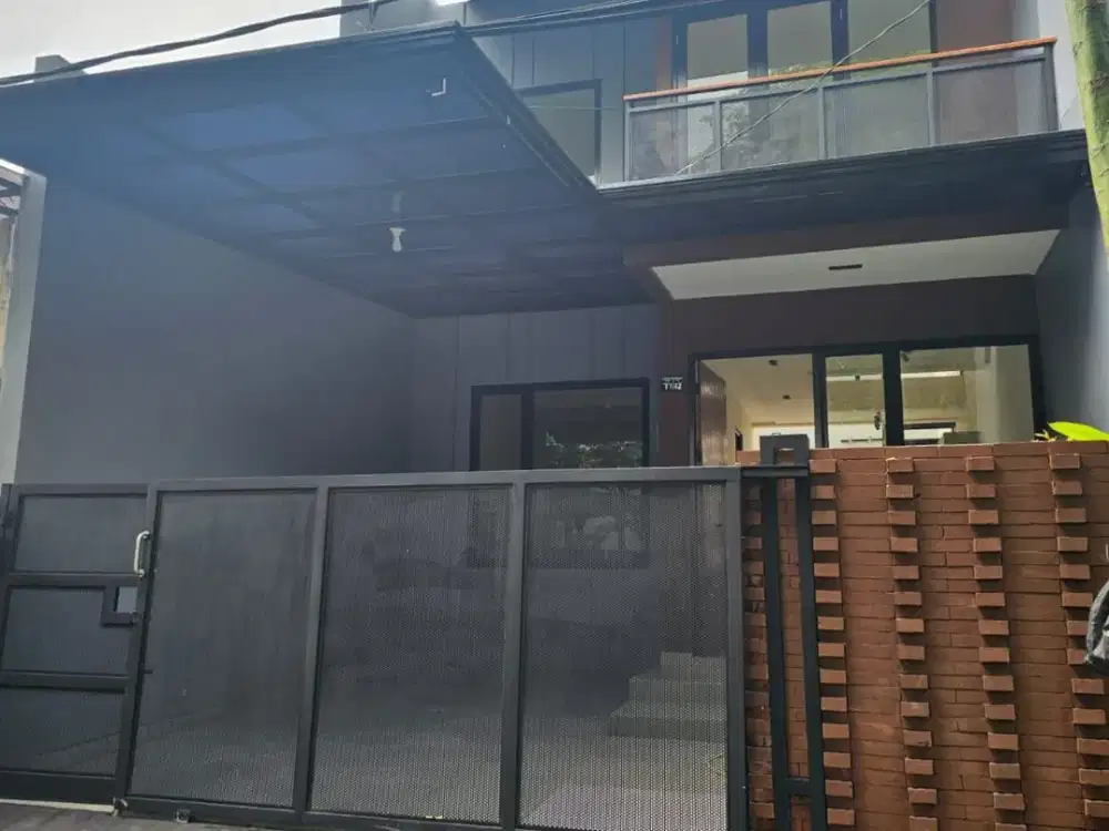 Rumah Modern Minimalis Siap Huni di Kencanaloka BSD