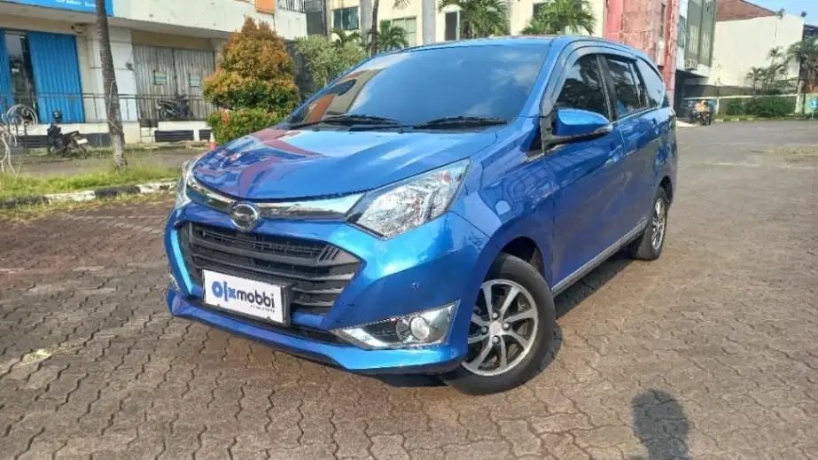 DP MURAH - Daihatsu Sigra 1.2 R Bensin AT 2016 Biru