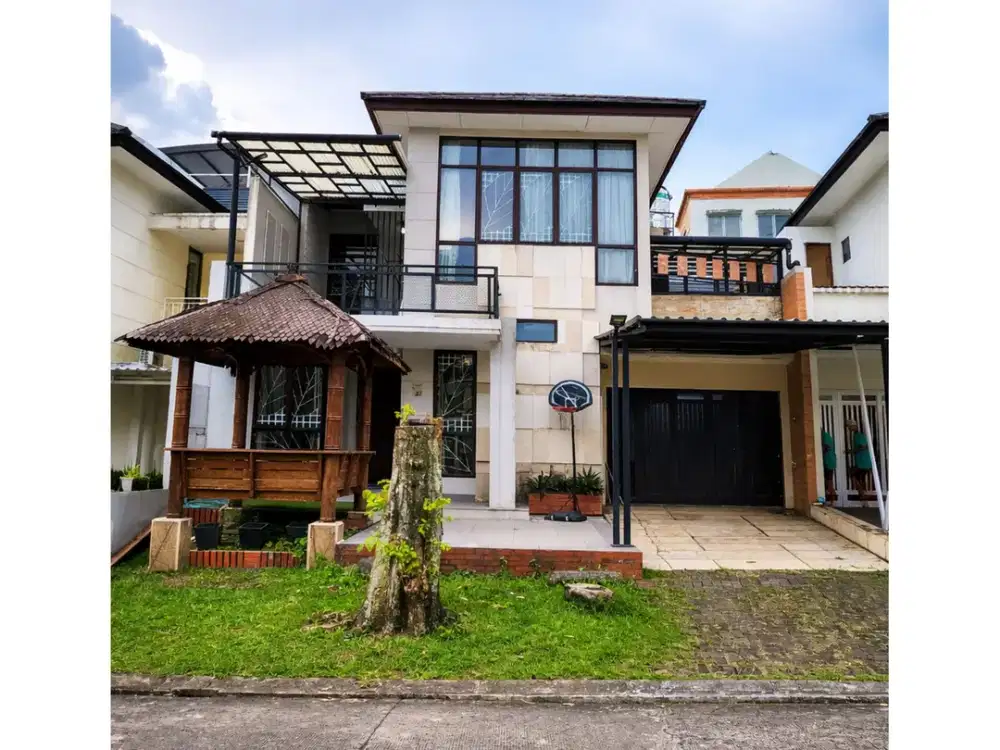 DIJUAL RUMAH MEWAH 2 LANTAI HARGA NEGO DI ATMOSPHERE SENTUL CITY SSR1037