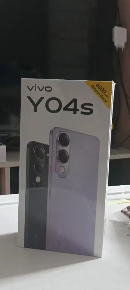 Handphone Vivo Y04s 4gb+128gb baru