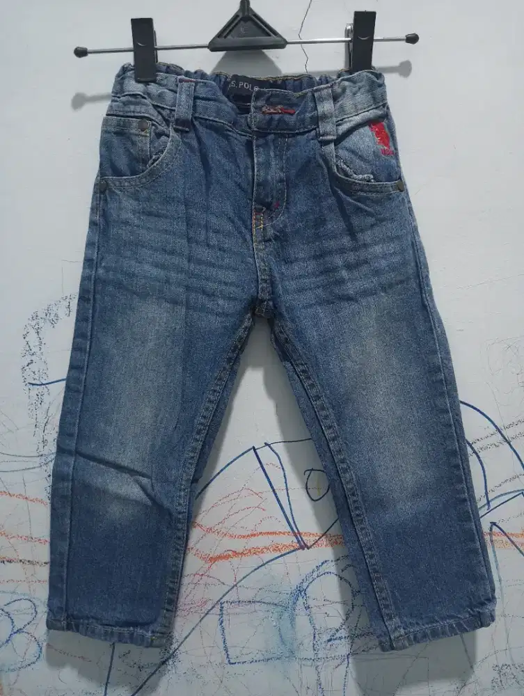Celana jeans anak