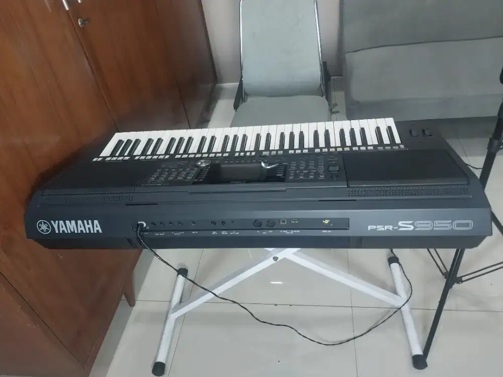 Yamaha psr s950 mulus