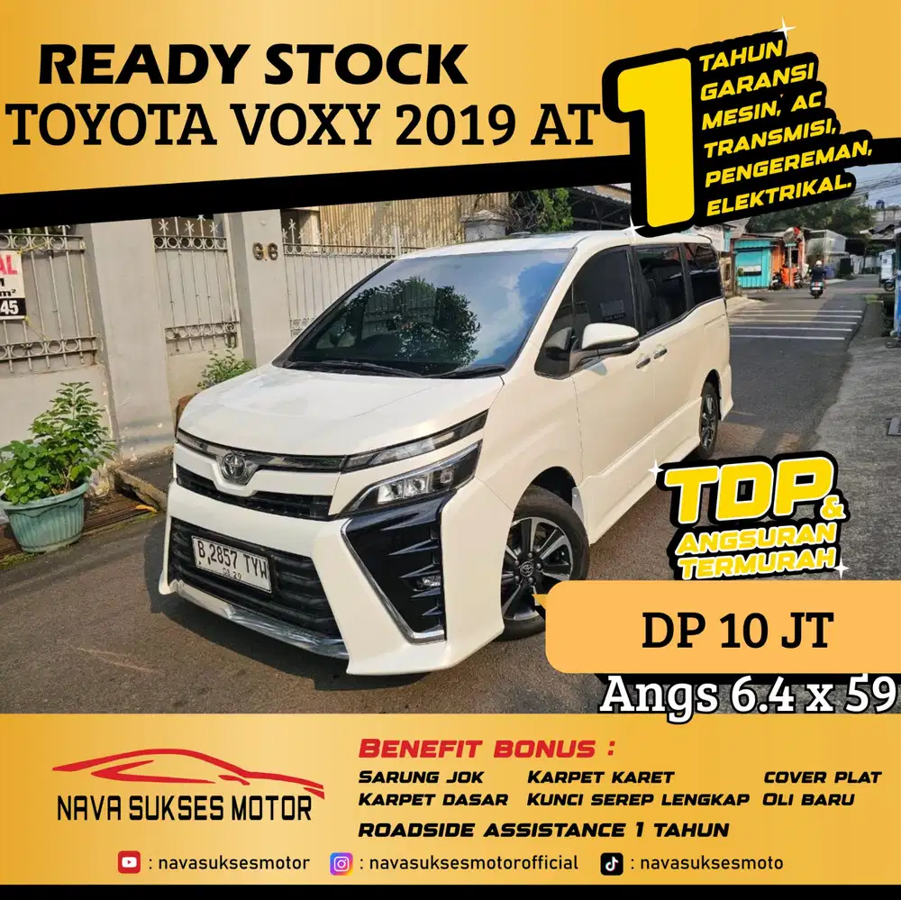 TDP 10 Jt Angs Termurah Toyota Voxy 2.0 2019 Matic Putih Low Km