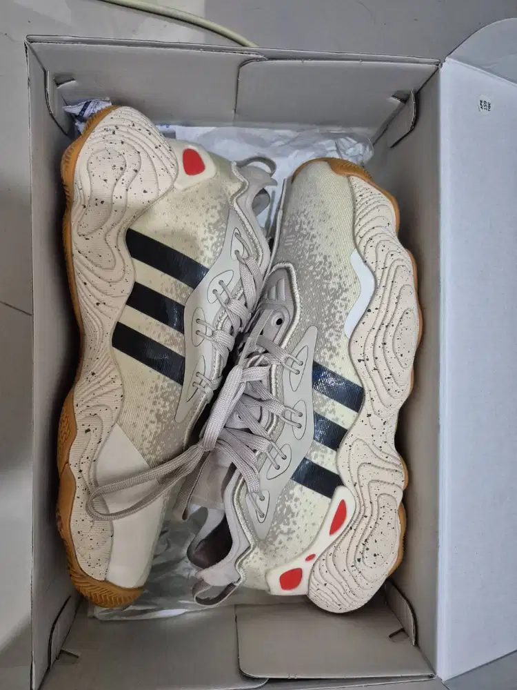 Adidas Trae Young 3 Second Like New Sepatu Basket