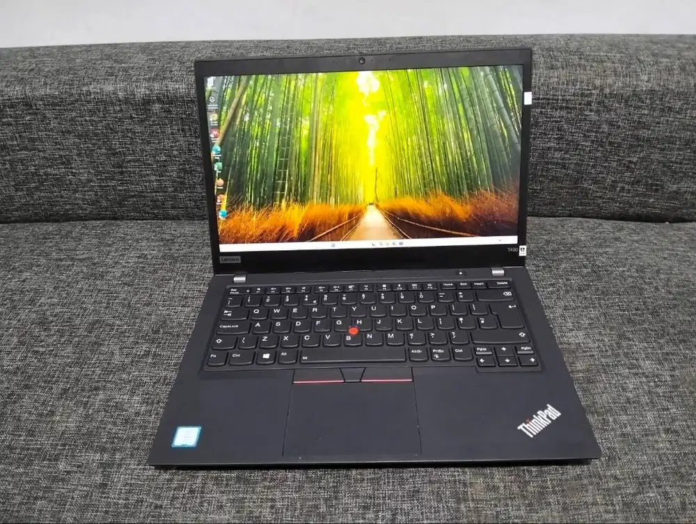 Lenovo Thinkpad T490 Intel Core i5-8265u RAM 8GB Multitasking DDR4 SSD