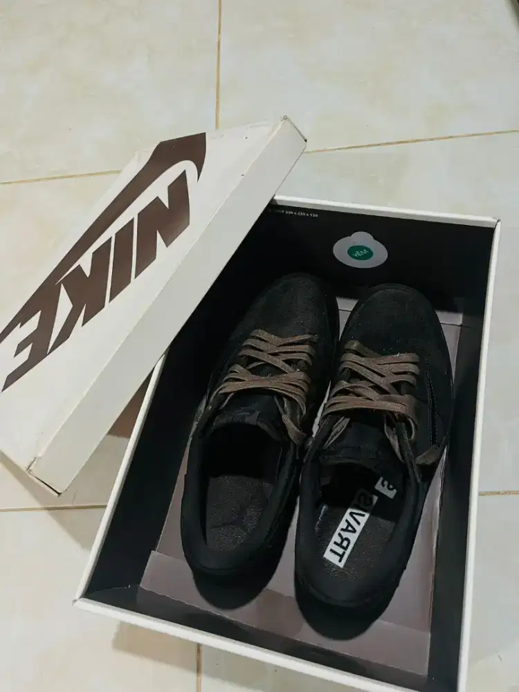 Sepatu Nike jordan travis scoot