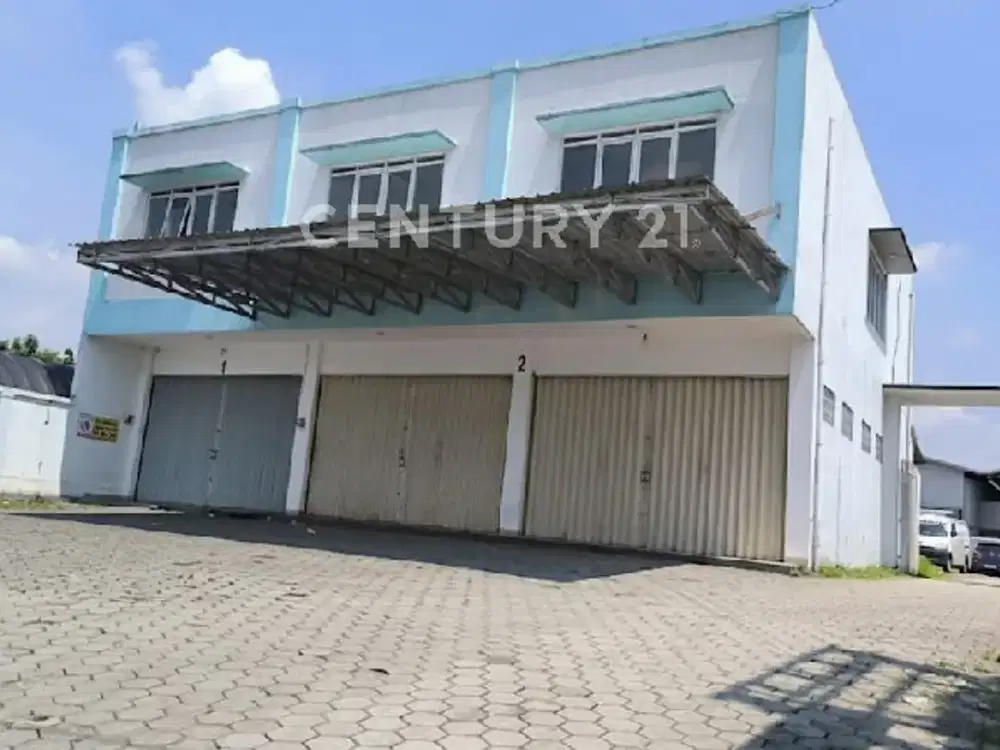 153-SEWA RUKO RENDENG TERAWAT DI JLN CILUNCAT BANJARAN DEKAT TOL