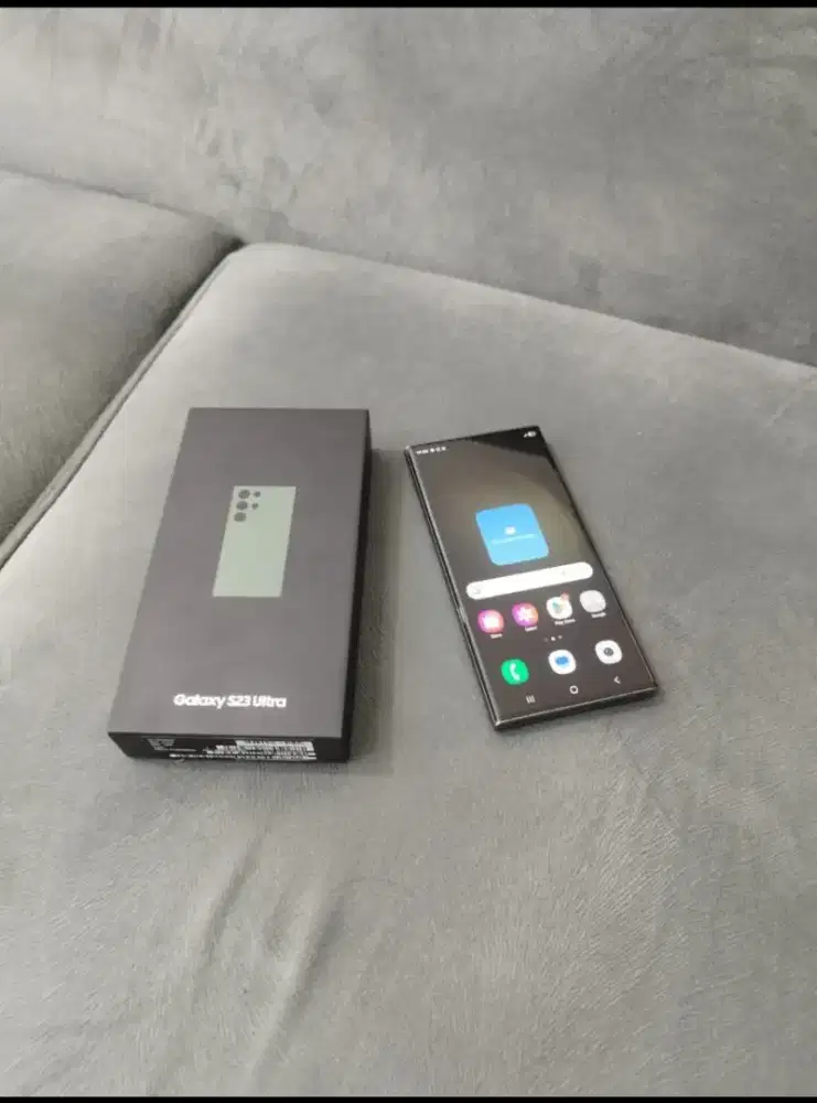 Samsung S23 ultra 12/512gb