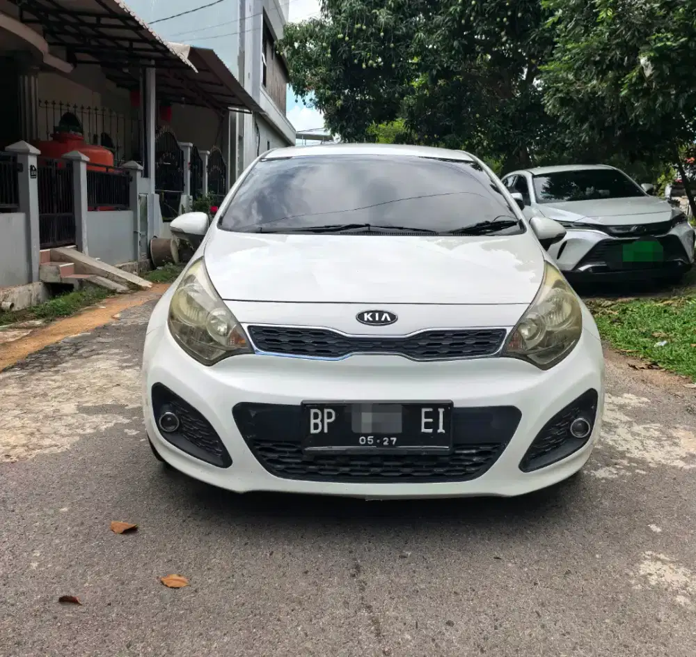 Kia Rio 1.4 se A/T 2012 dp 0%