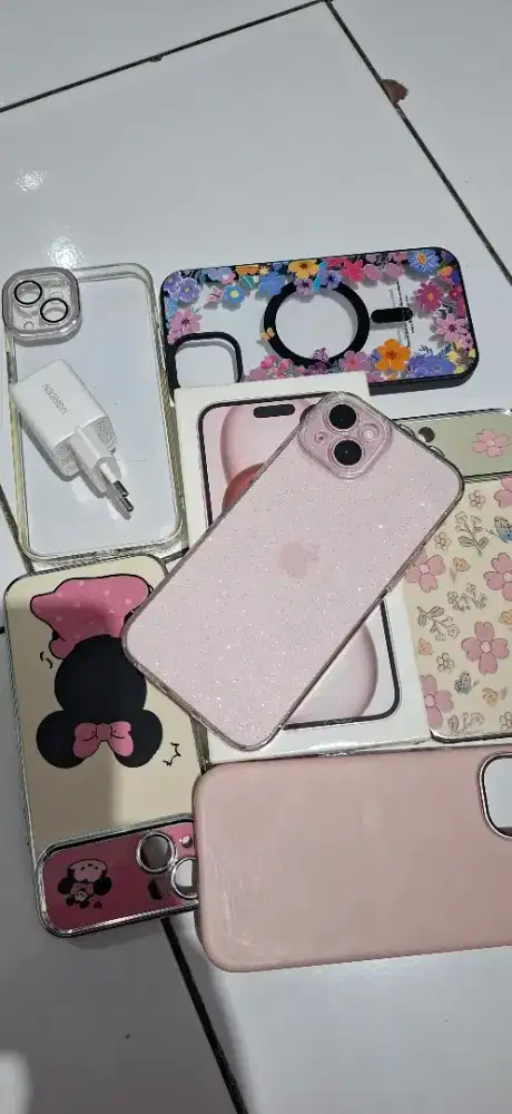 Iphone 15 Plus 128Gb Pink garansi ibox no minus