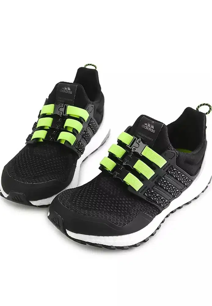 Sepatu adidas ultraboost 1.0
