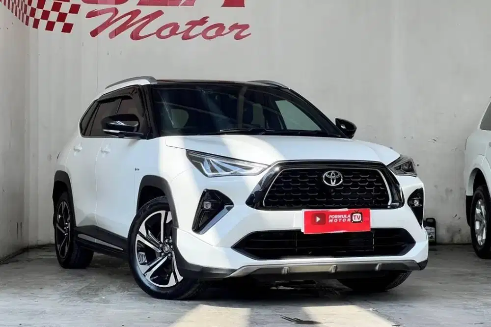 TOYOTA YARIS CROSS HYBRID TSS A /T 2023