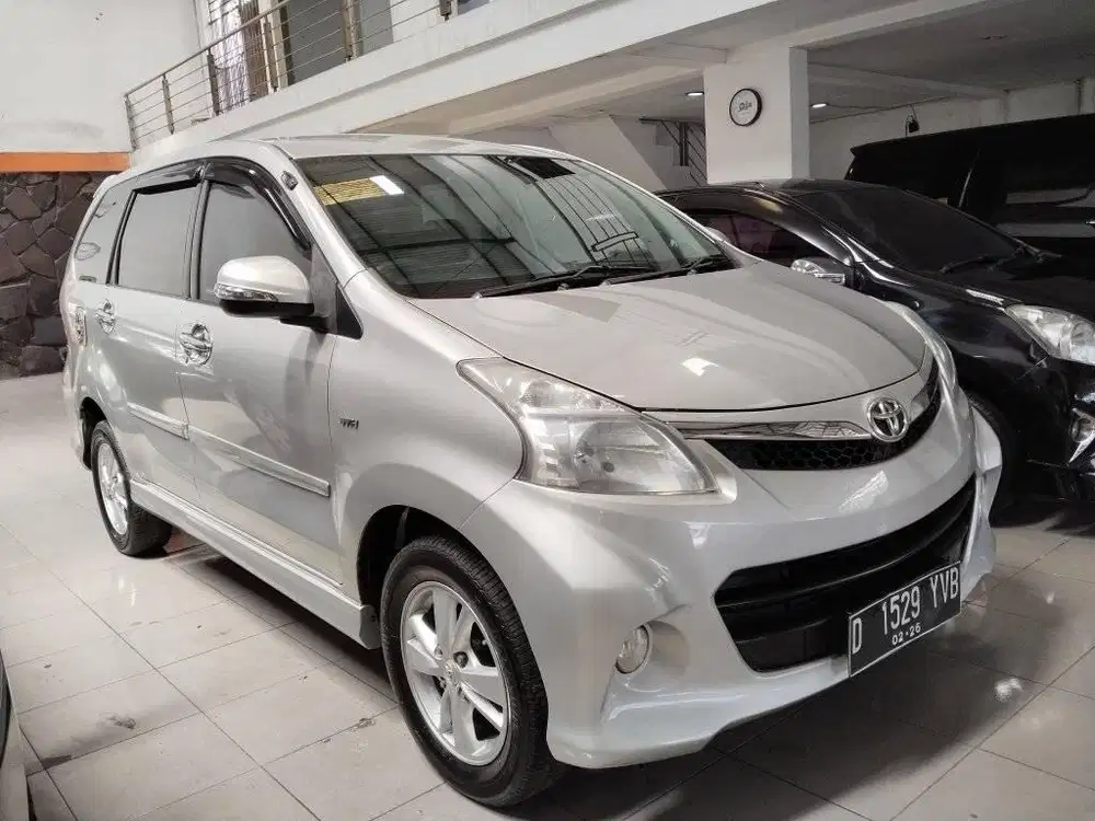 Toyota Avanza Veloz at 2012