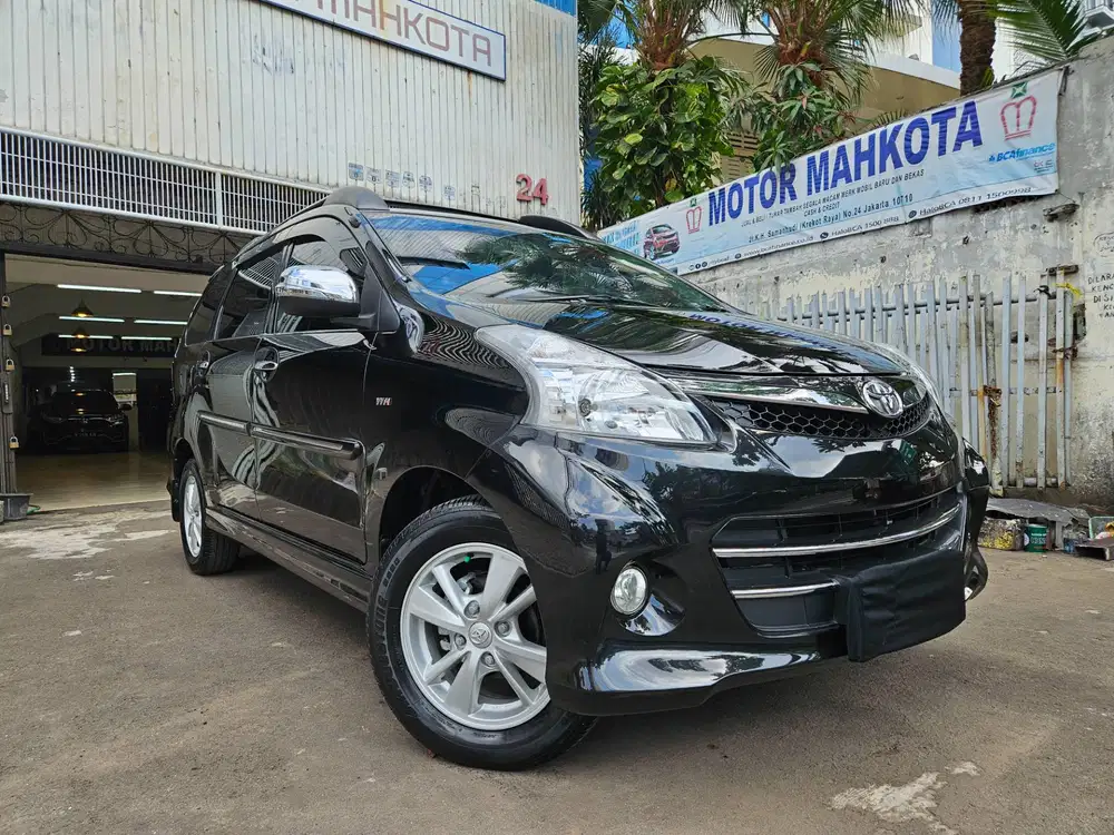 Toyota Veloz 1.5 manual 2015 nik 2014 hitam avanza mt black bagus ori