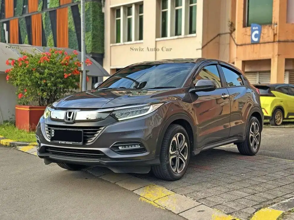 KM 40rb Honda HRV 1.5 SE AT 2021 Service Record Abu Siap TT Tdp 48jt