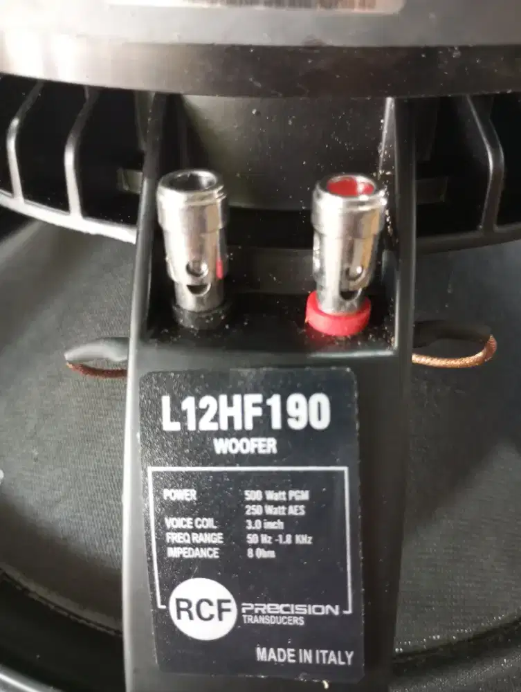 Dijual 2bh speaker RCF 12inc