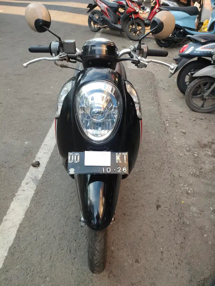 Honda Scoopy 110cc 2016 Hitam Cokelat