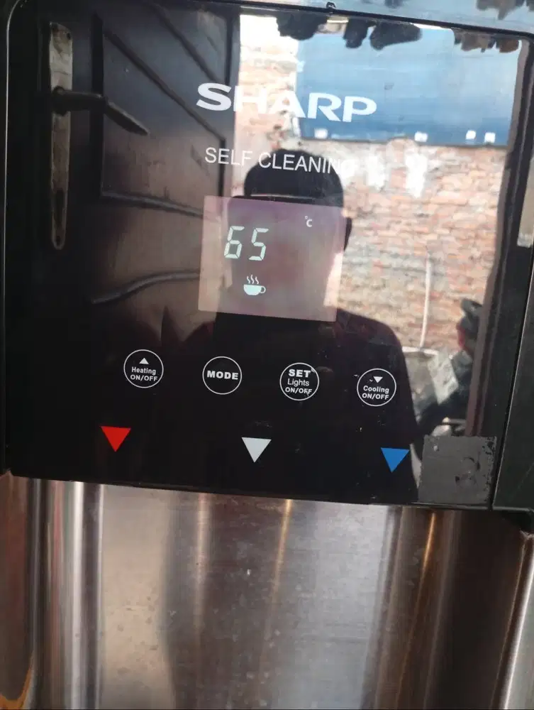 dijual dispenser merk sharp