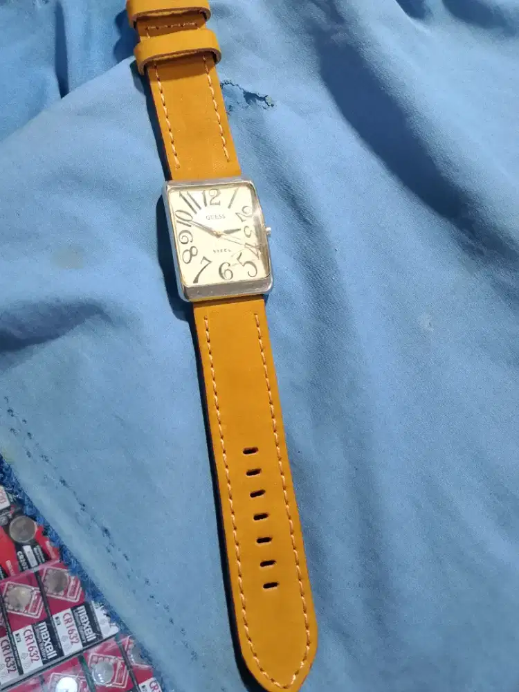 Jam tangan guess unisex