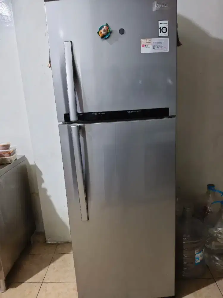 Dijual kulkas freezer LG GN-M392RLH
