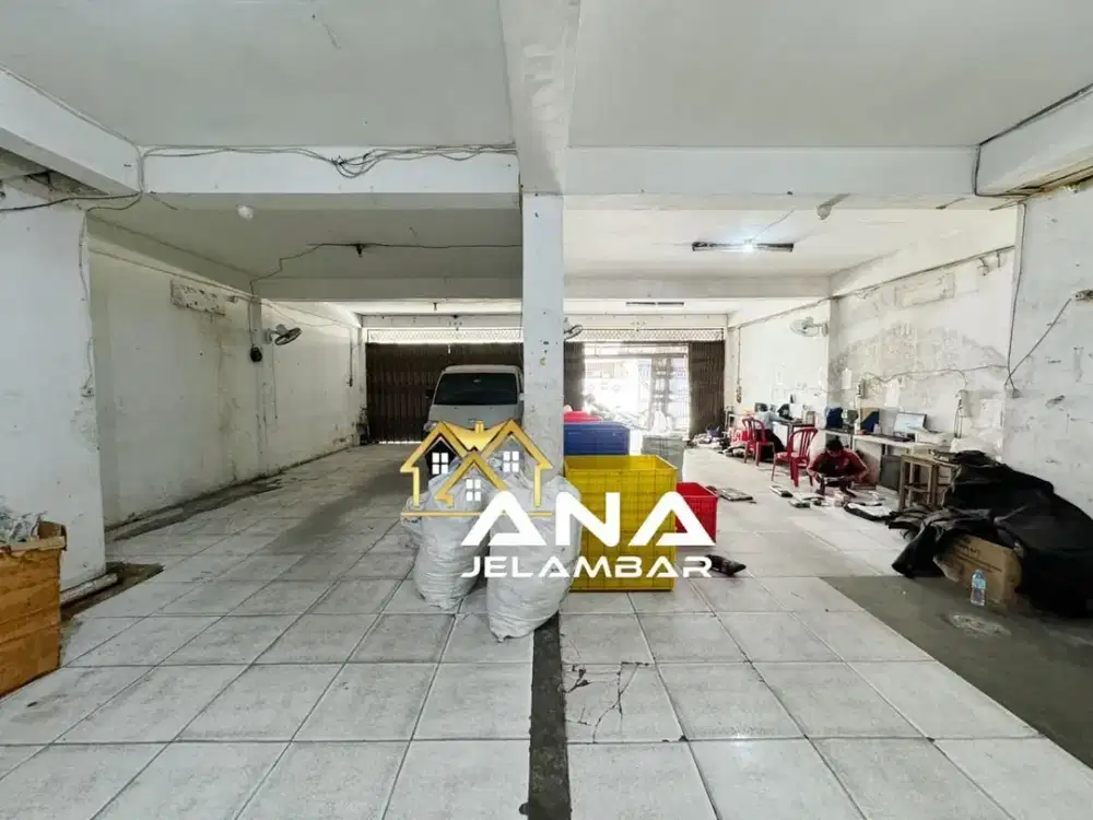 ANA GUDANG GANDENG UK 9.5X20M DI JELAMBAR