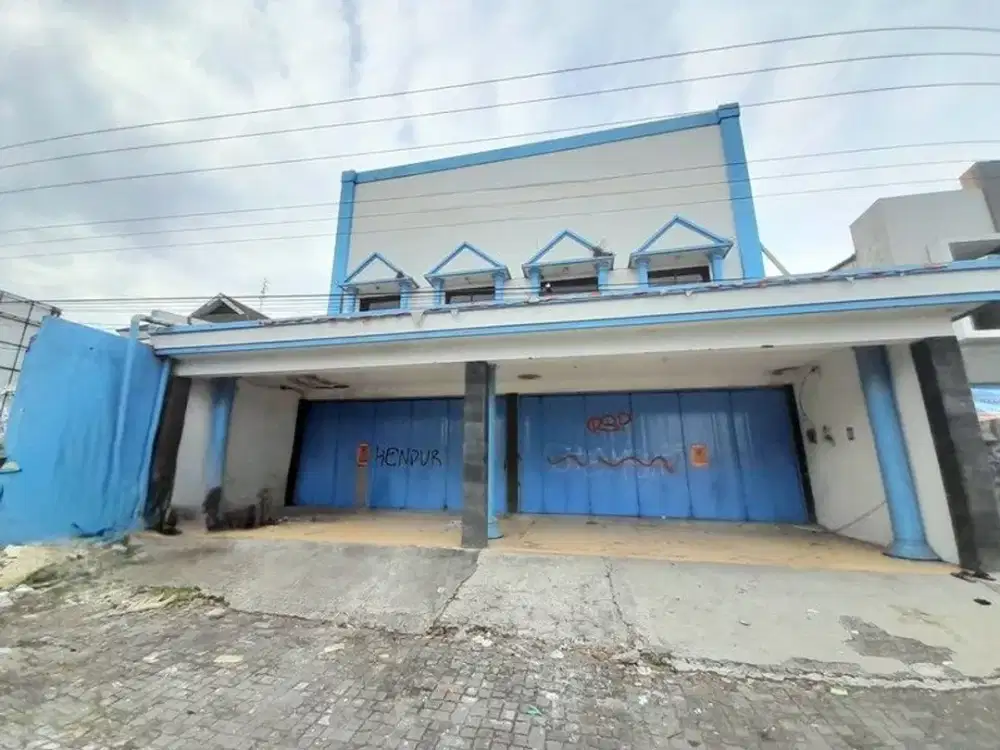 Ruko 2 Lantai Lokasi Strategis di Jalan Raya Magelang - Yogyakarta