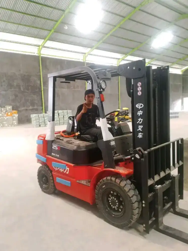 Nyari kerja supir pribadi, box, truk, forklif