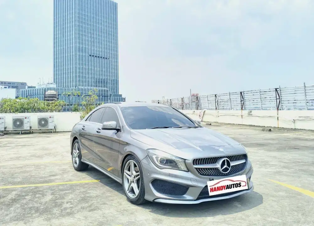 Mercedes Benz CLA200 AMG Tahun 2014 Automatic Abu-abu Metalik