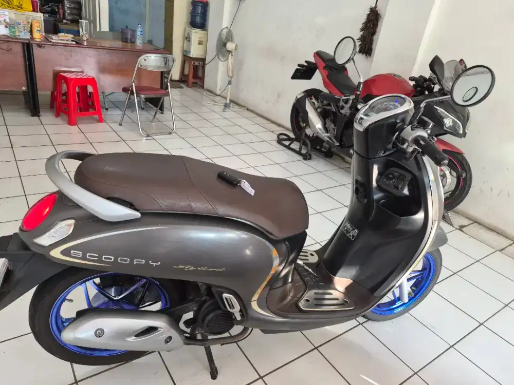 SCOOPY 2021 KEYLES cas/ kredit  DP 500