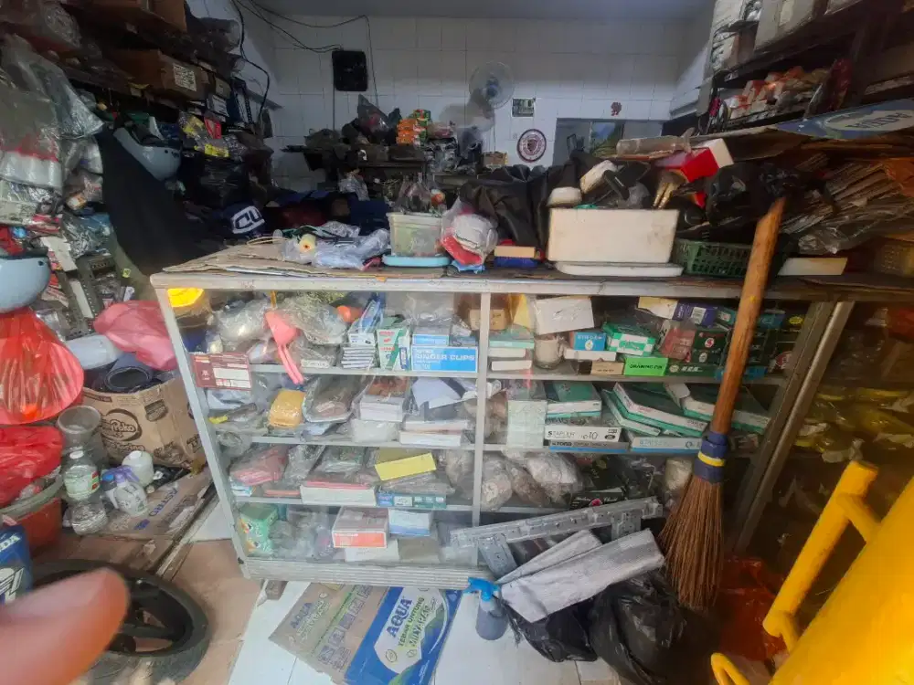 Estalase/Pajangan Jualan (Bekas) dapat 2