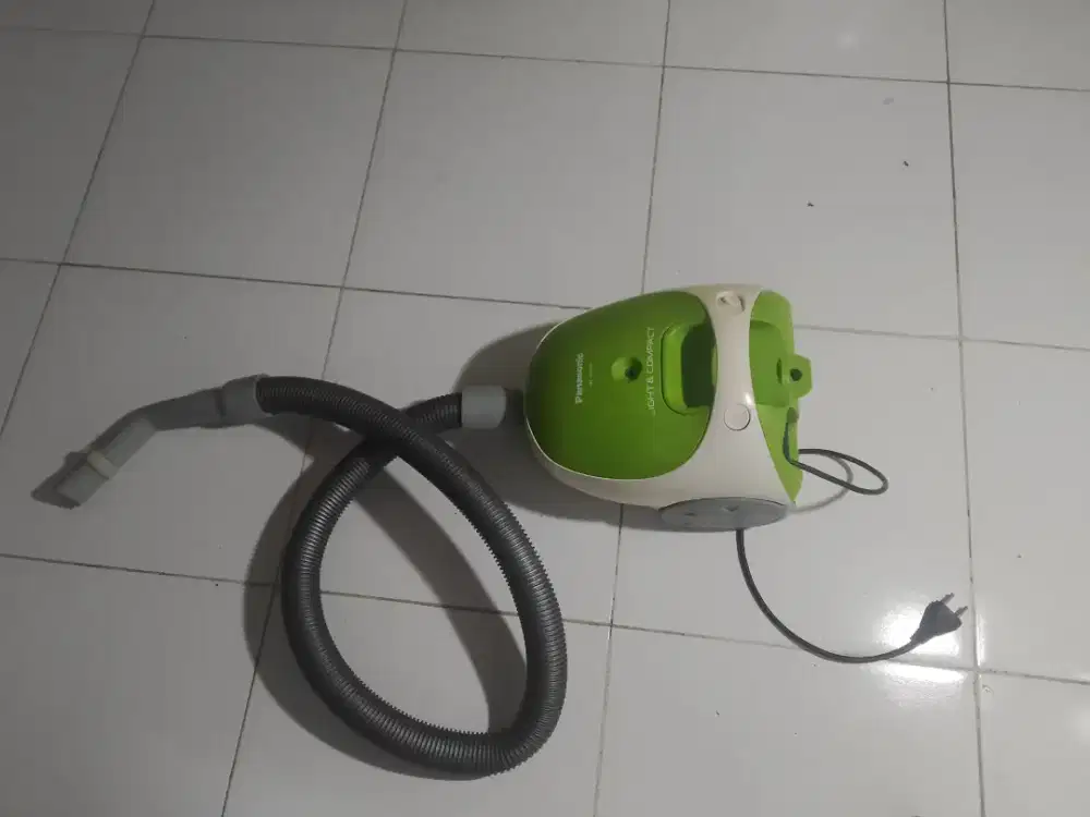 Jual vacum cleaner Panasonic MC-CG300,