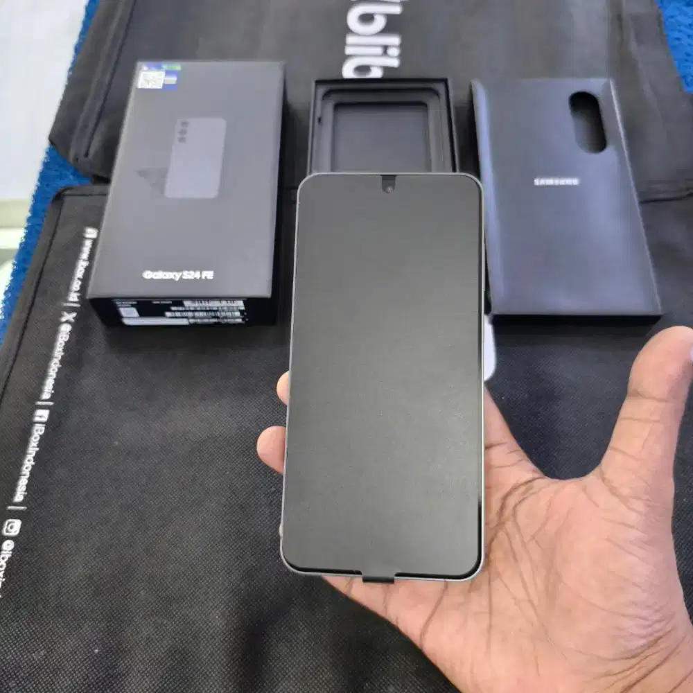 Samsung Galaxy S24 FE 8/256gb Open Box / Masih Baru Blm dipake Ex Sein