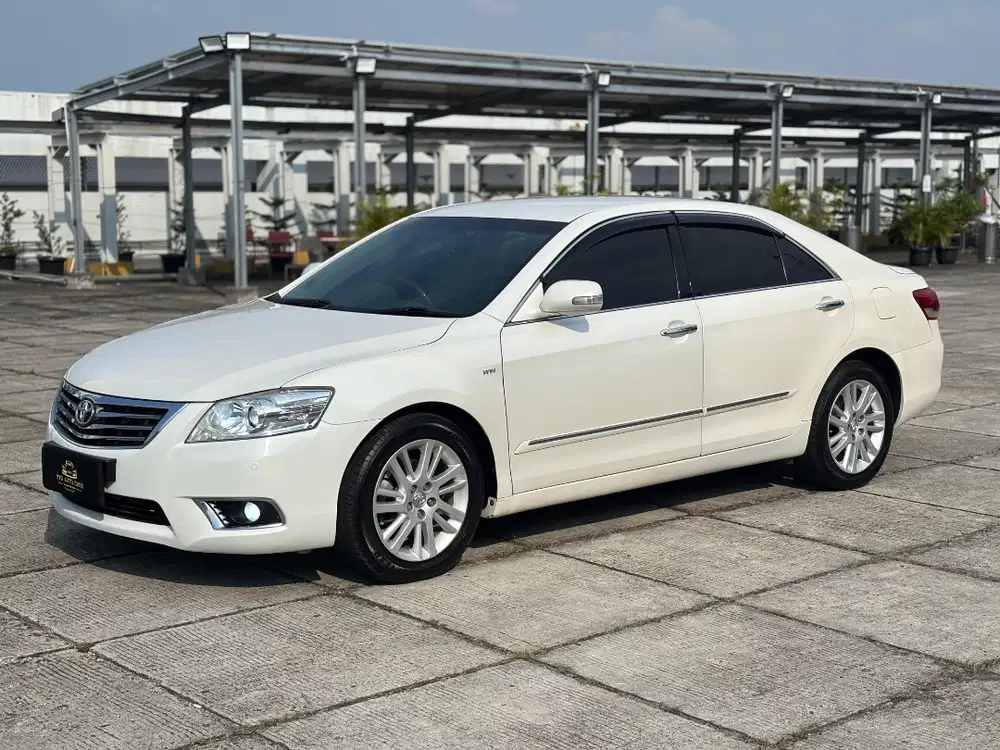 [HARGA CASH NEGO] TOYOTA CAMRY V 2.4 AT 2011 PUTIH RARE SERVICE RECORD