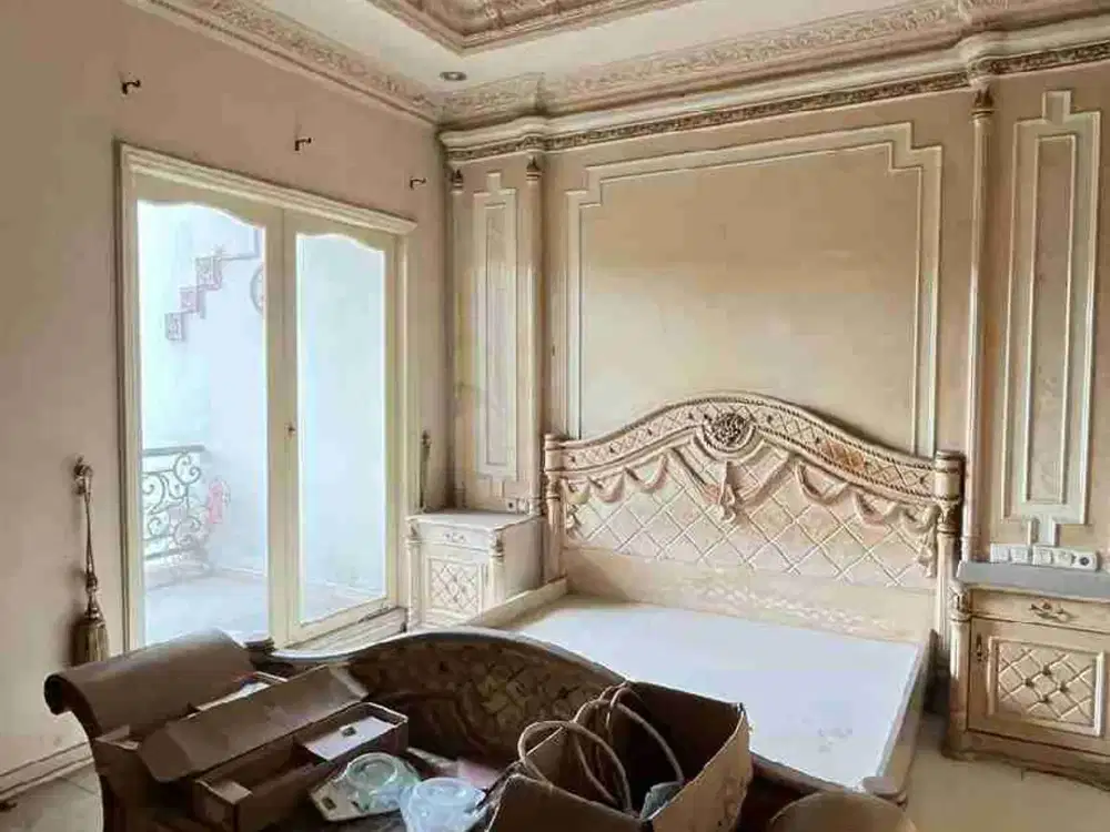 DIJUAL/ DISEWAKAN RUMAH KOMERSIAL AREA CITRALAND JALAN KEMBAR BISA UNTUK USAHA  POSISI STRATEGIS