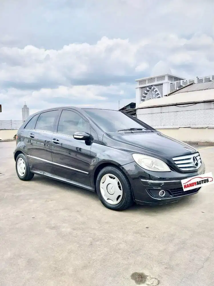 Mercedes Benz B170 Tahun 2007 Automatic Hitam Metalik