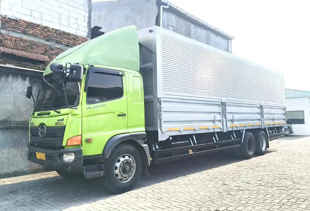 Wingbox BARU+banBARU MURAH Hino tronton 6x2 FL 260 JW wing box 2023