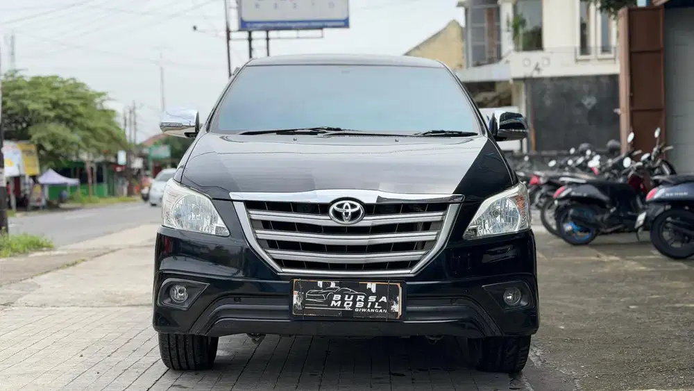 Toyota Kijang Innova 2015 Bensin