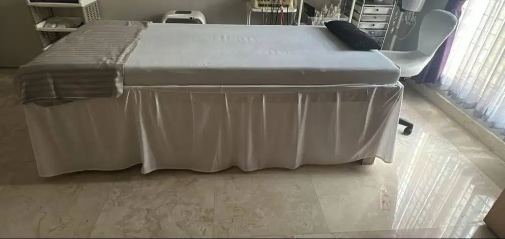 Ranjang Facial / Ranjang Pijat